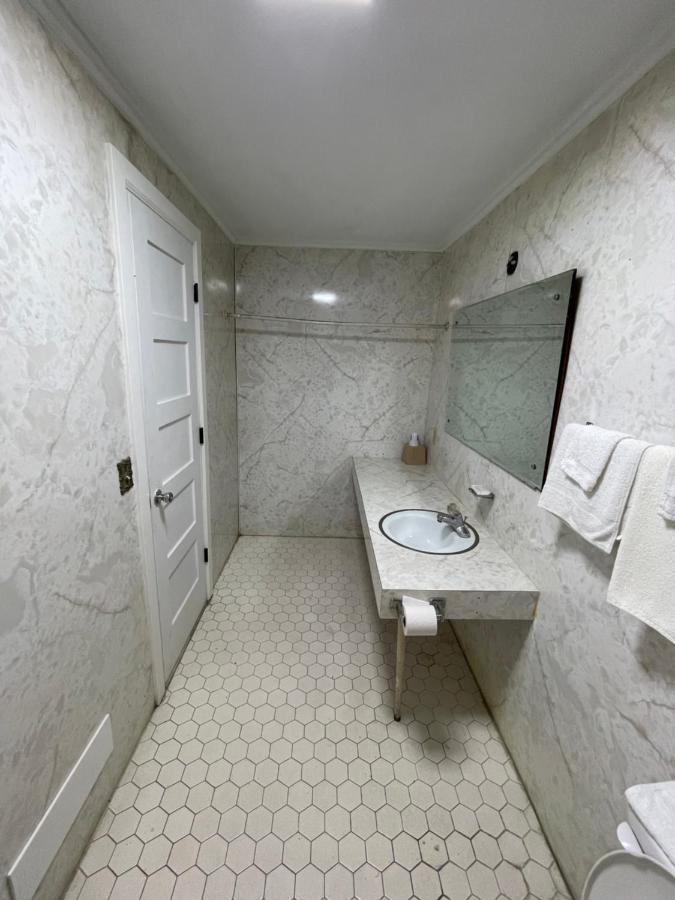 Pinelodge Motel Baxley Extérieur photo