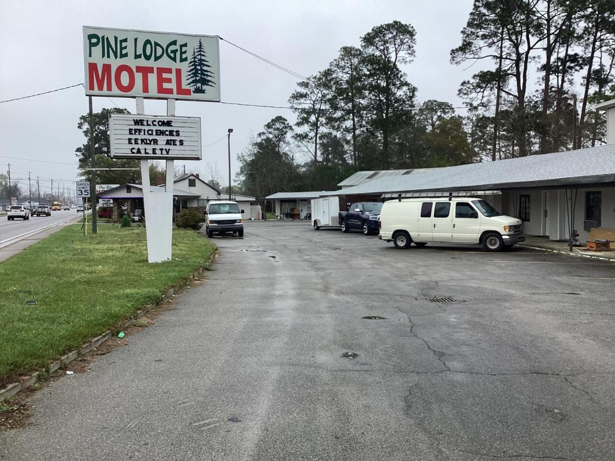 Pinelodge Motel Baxley Extérieur photo