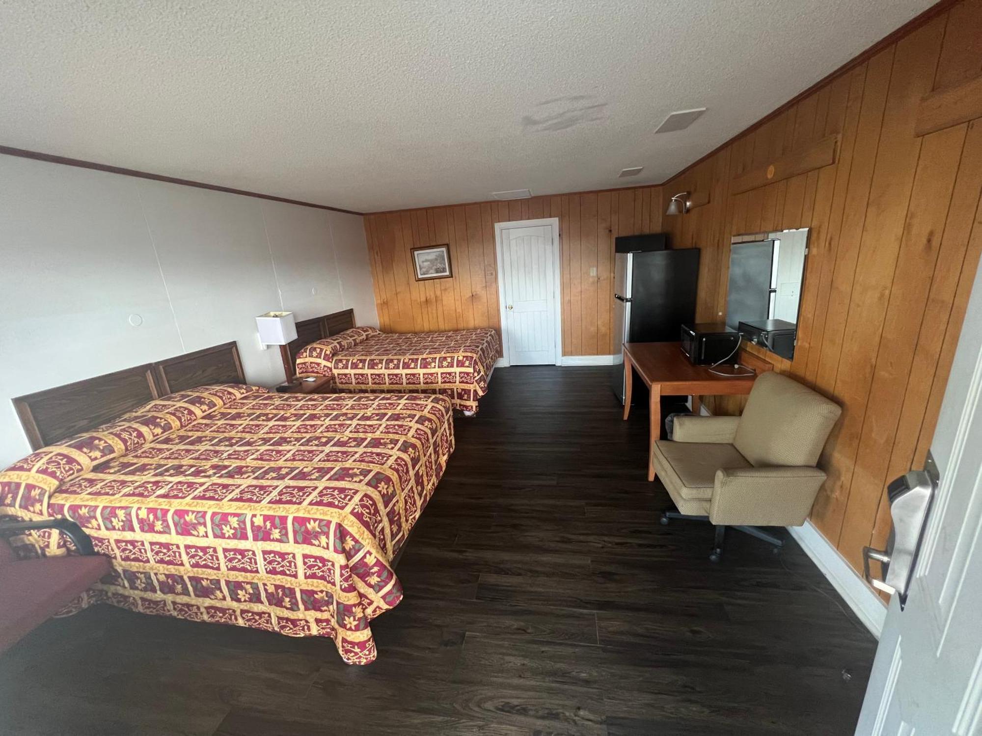 Pinelodge Motel Baxley Extérieur photo